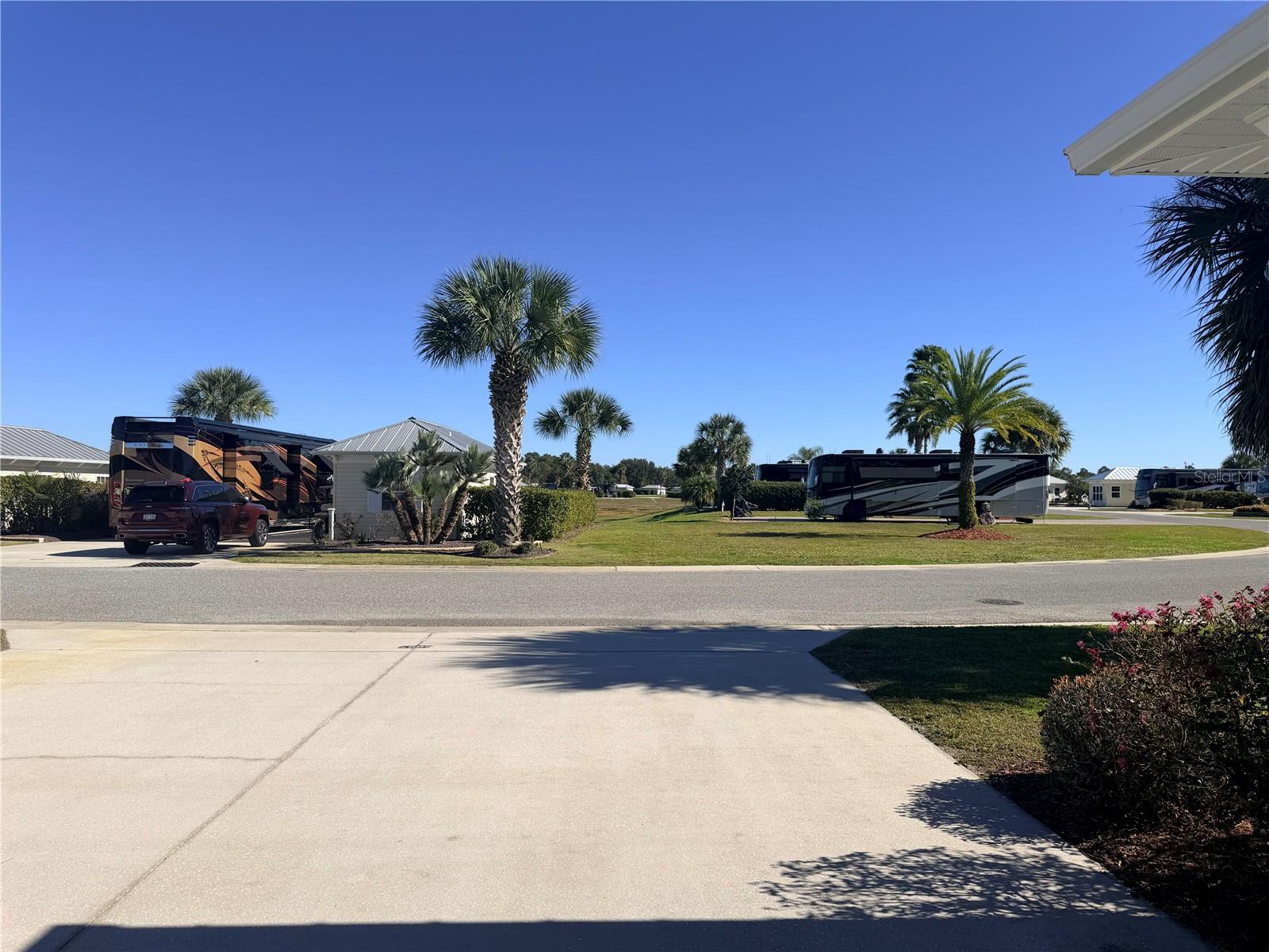 Image 9 of 33 For 4697 94th Avenue