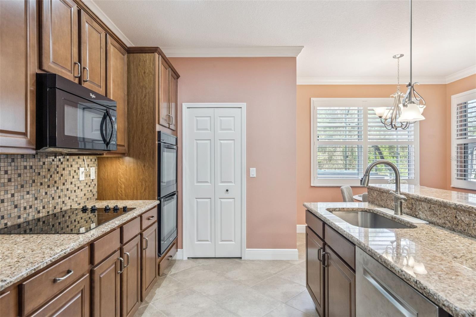 Image 16 of 52 For 16205 Mead Street