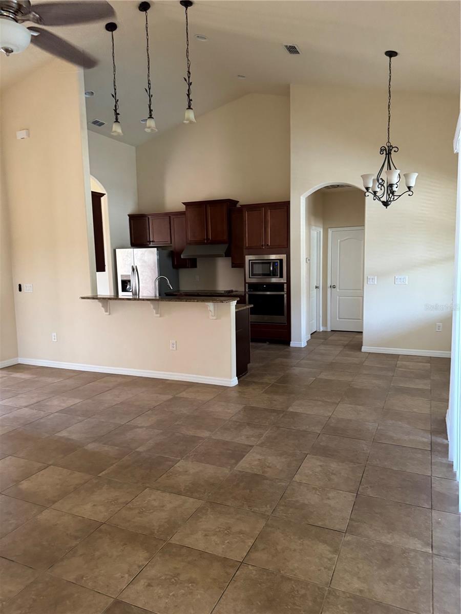 Image 2 of 23 For 10004 Peliseur Court