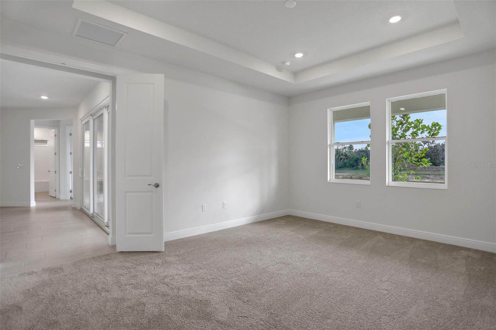 Image 27 of 37 For 17429 Valleywood Parkway