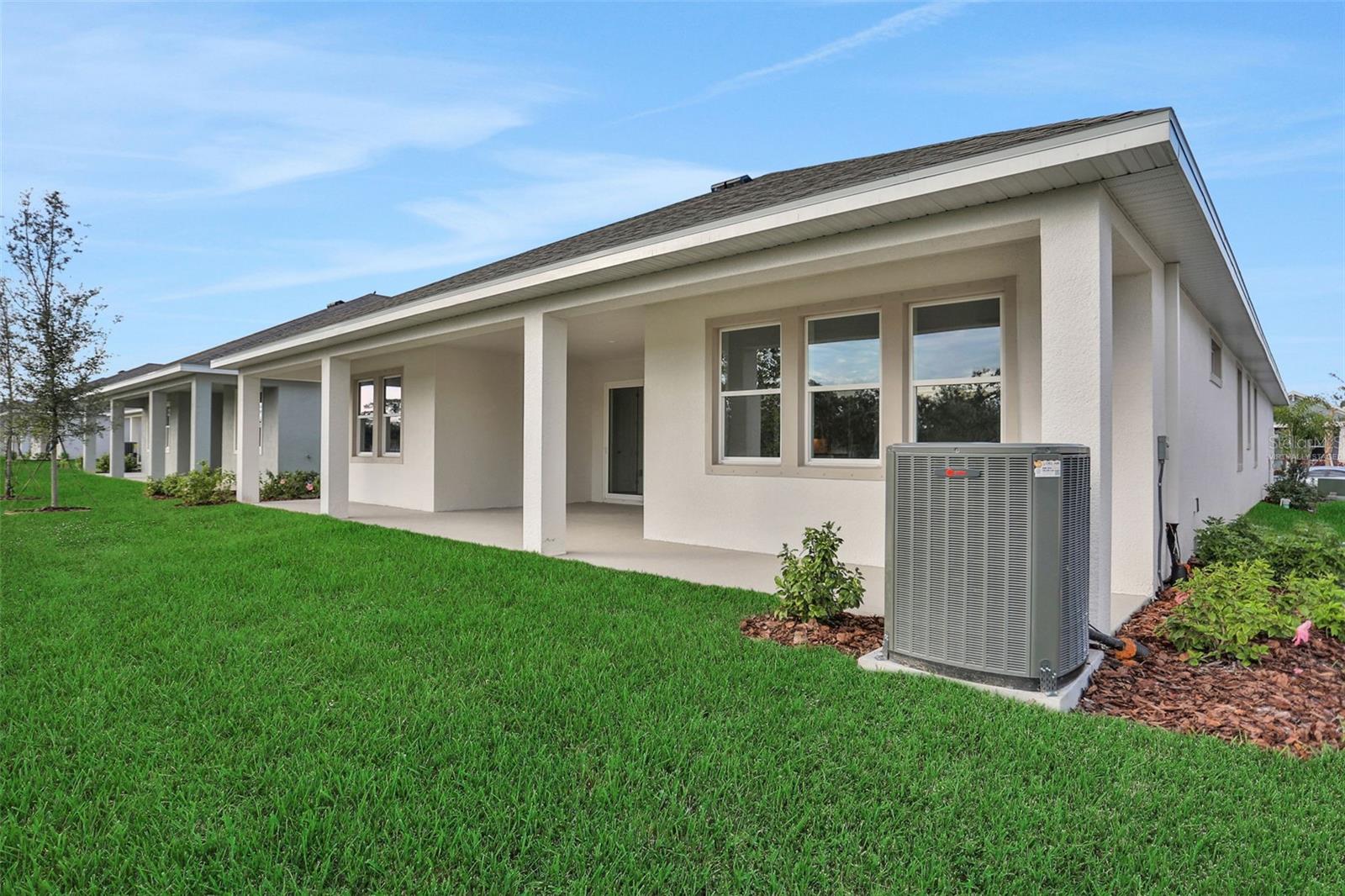 Image 7 of 37 For 17429 Valleywood Parkway