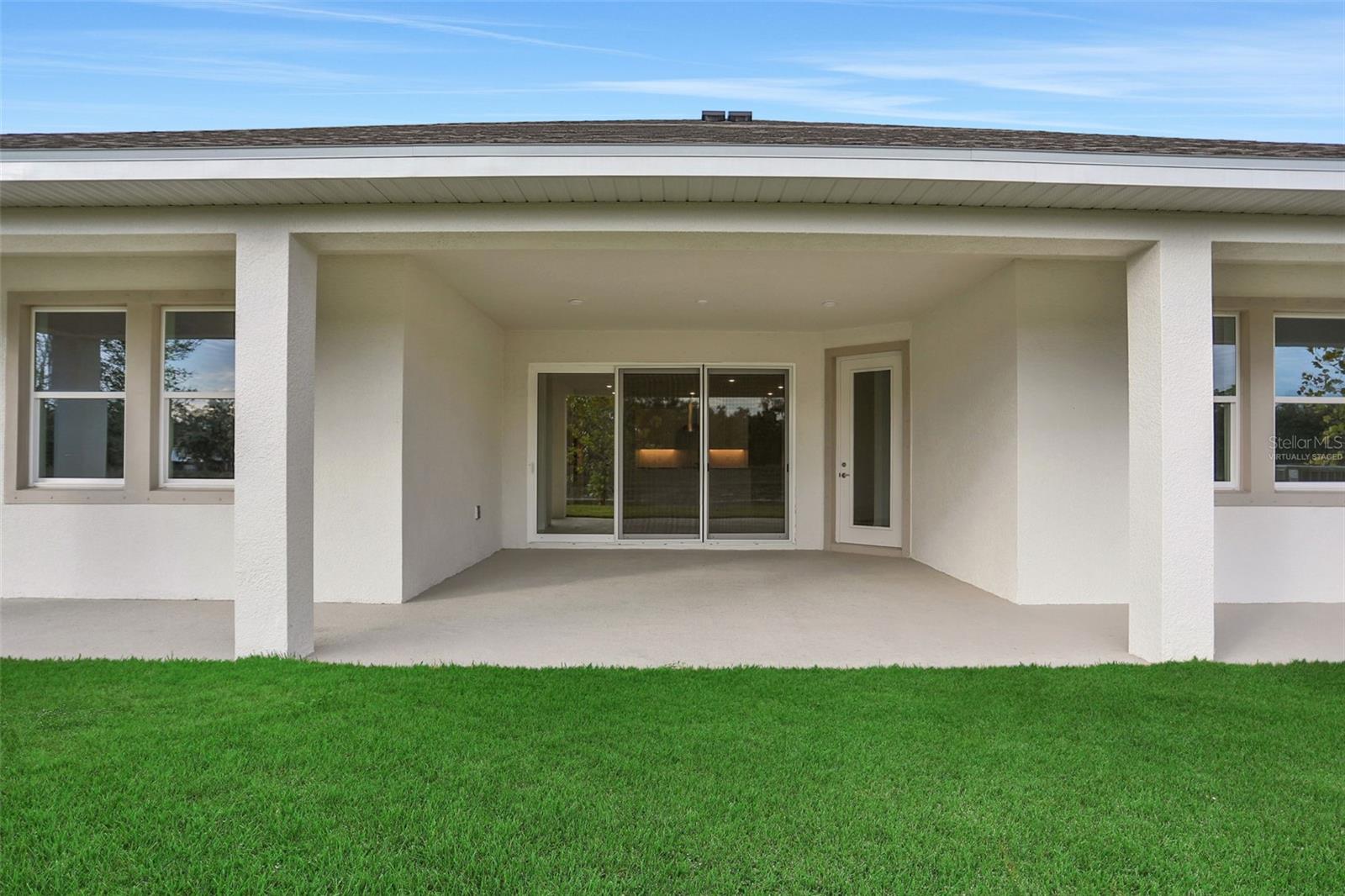 Image 8 of 37 For 17429 Valleywood Parkway