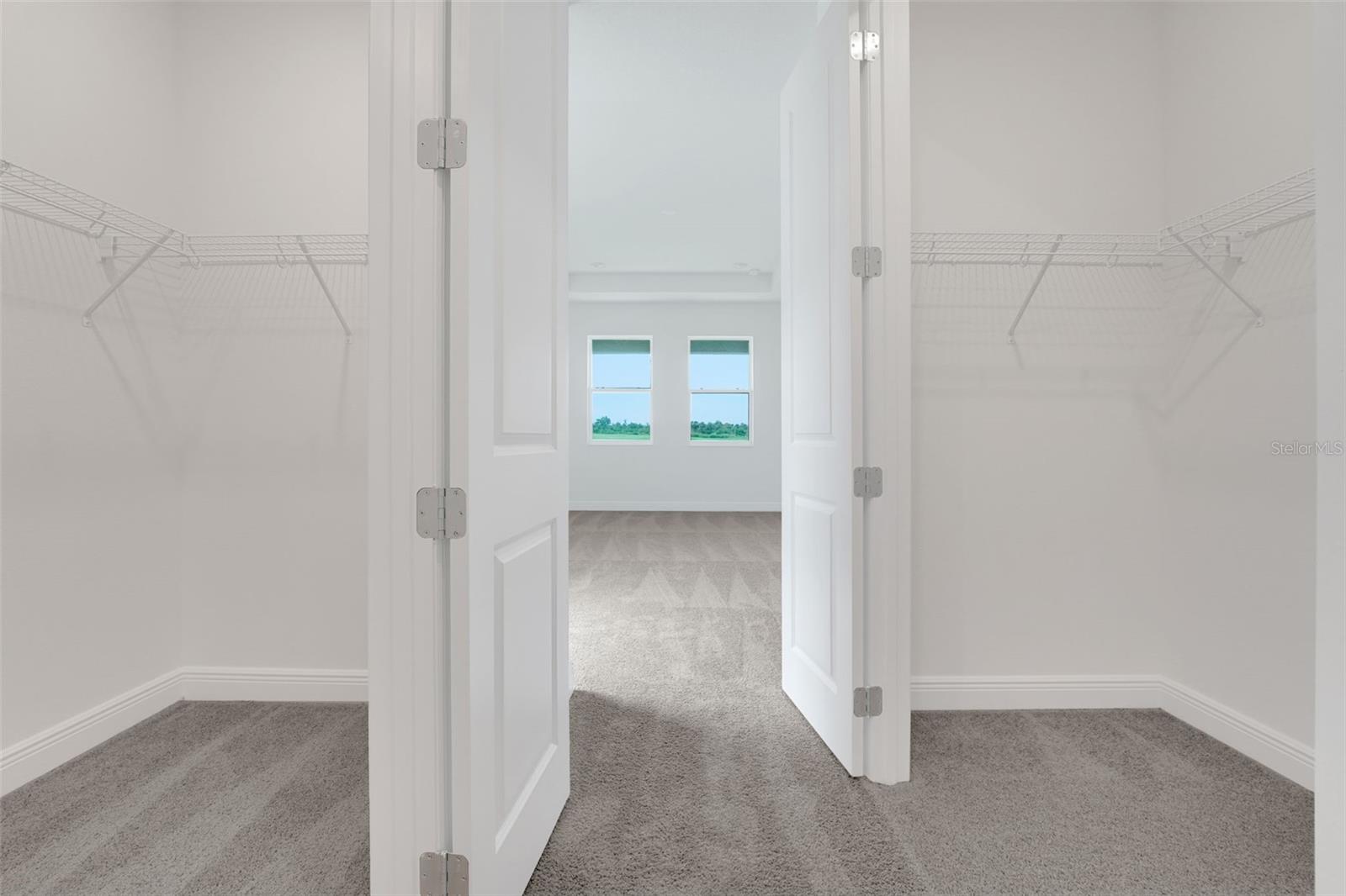 Image 32 of 66 For 7446 Sea Manatee Street