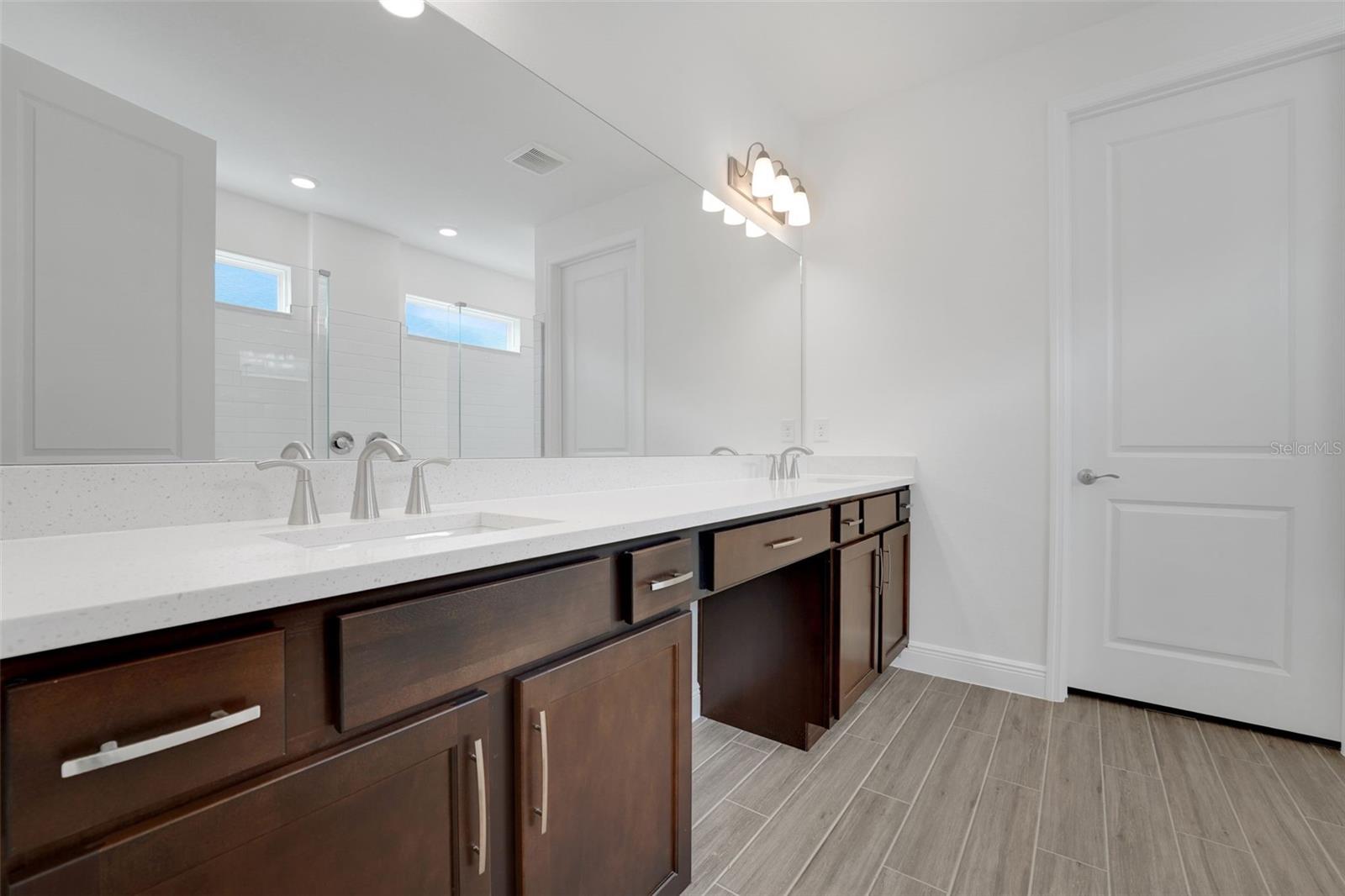 Image 38 of 66 For 7446 Sea Manatee Street