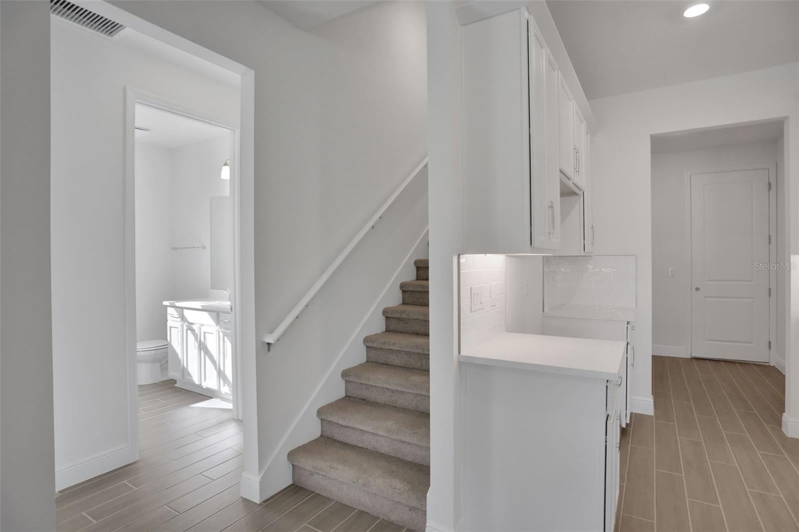 Image 19 of 42 For 7433 Sea Manatee Street