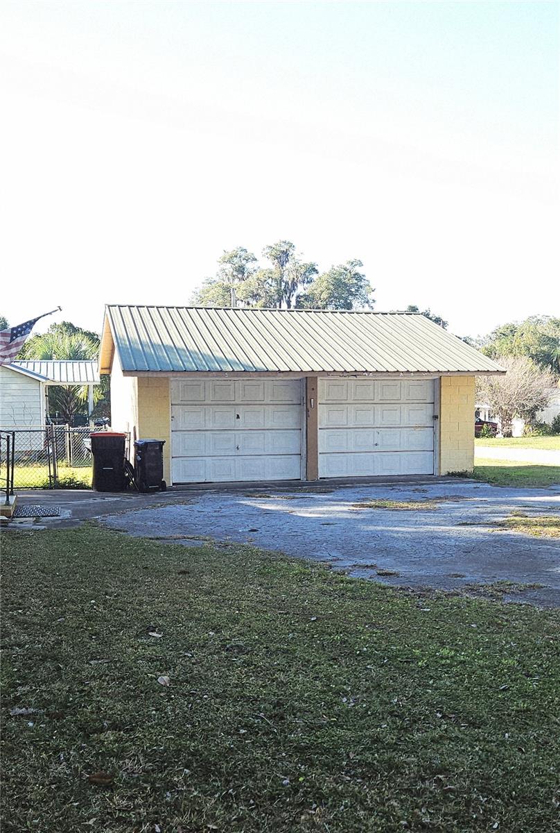 Image 13 of 17 For 11430 53rd Court