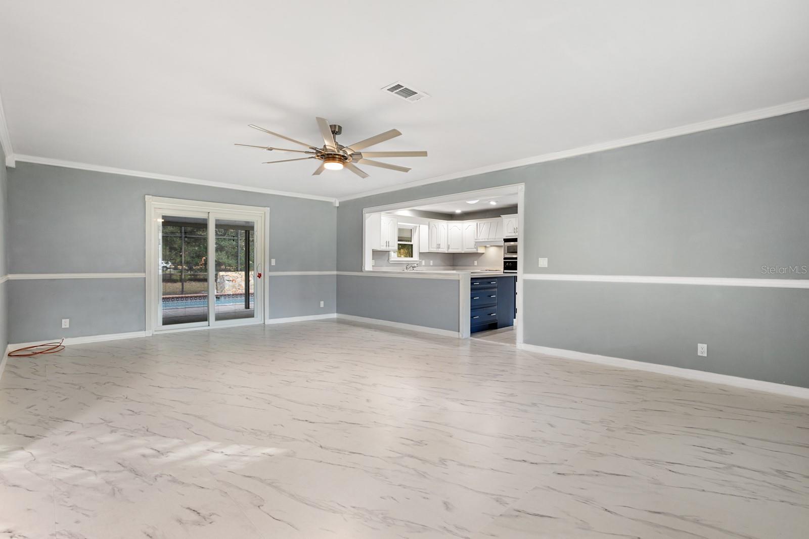 Image 13 of 47 For 11595 134 Court