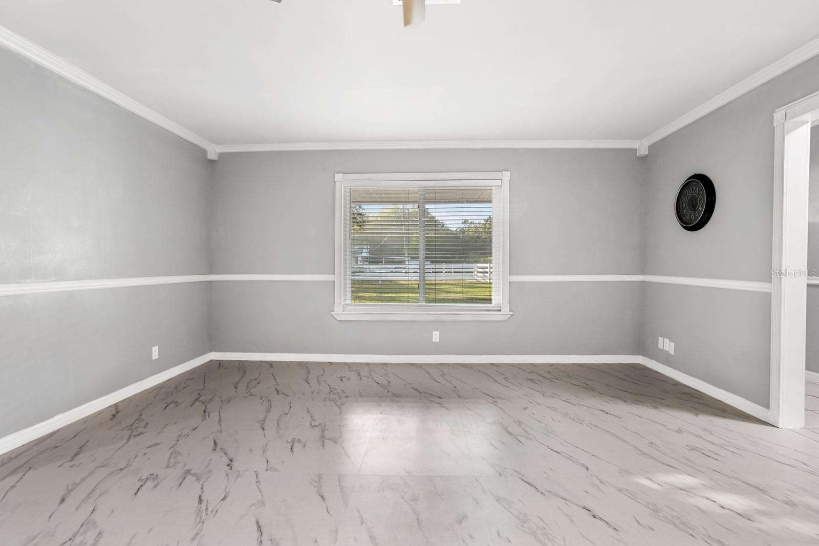 Image 15 of 47 For 11595 134 Court