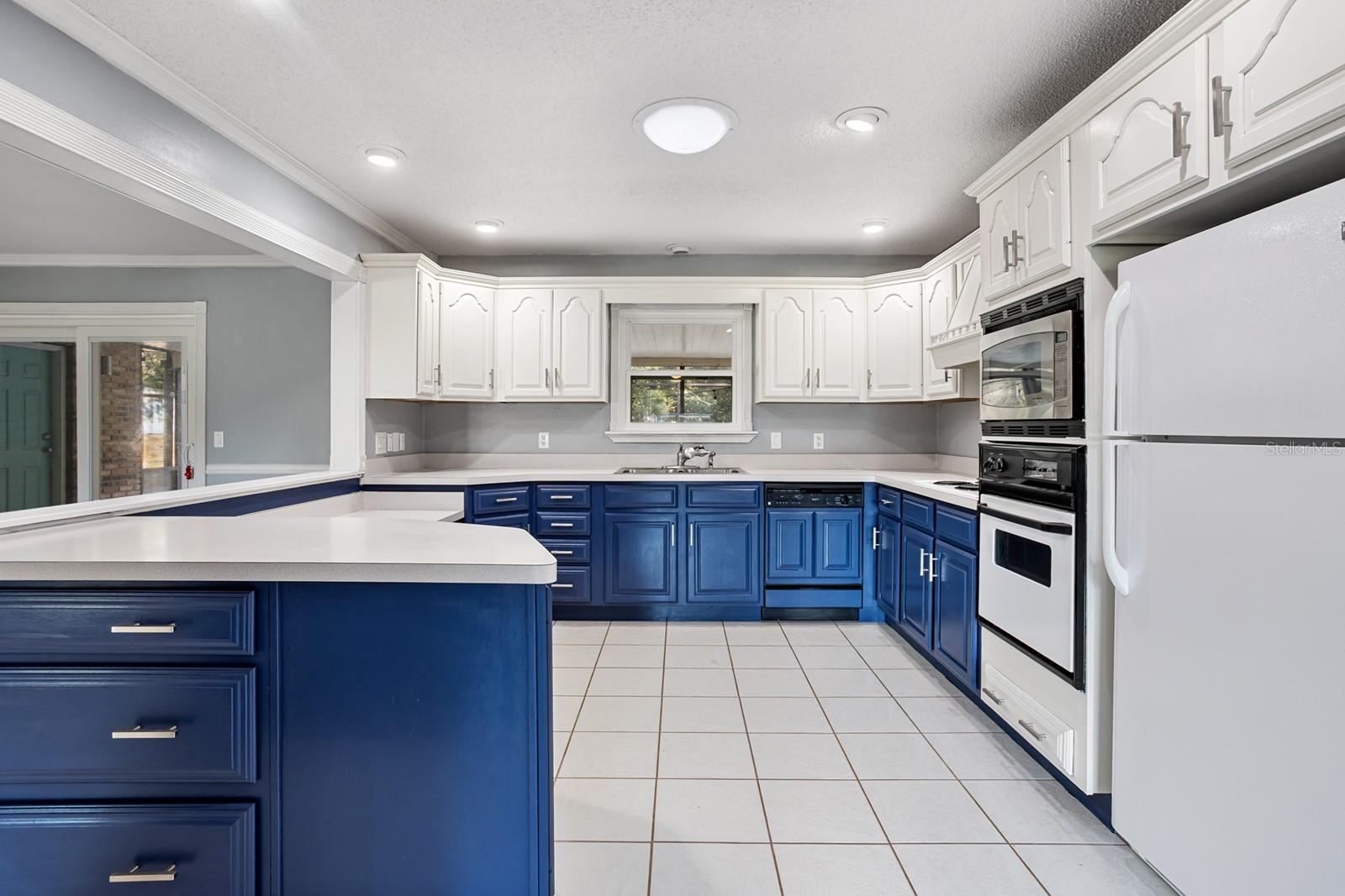 Image 22 of 47 For 11595 134 Court