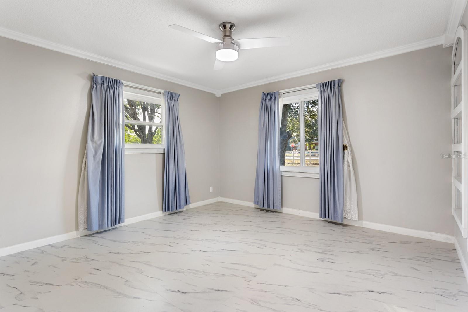 Image 28 of 47 For 11595 134 Court