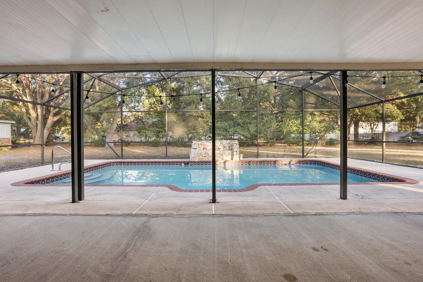 Image 31 of 47 For 11595 134 Court