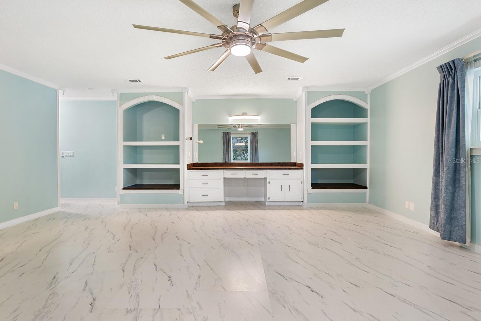 Image 9 of 47 For 11595 134 Court