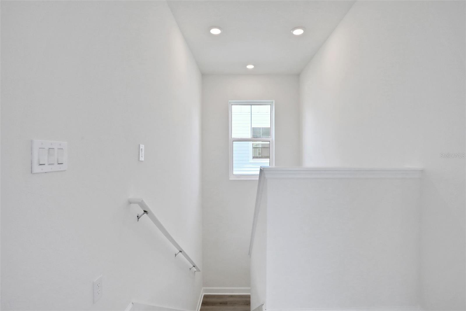 Image 17 of 36 For 9015 Rothman Lane