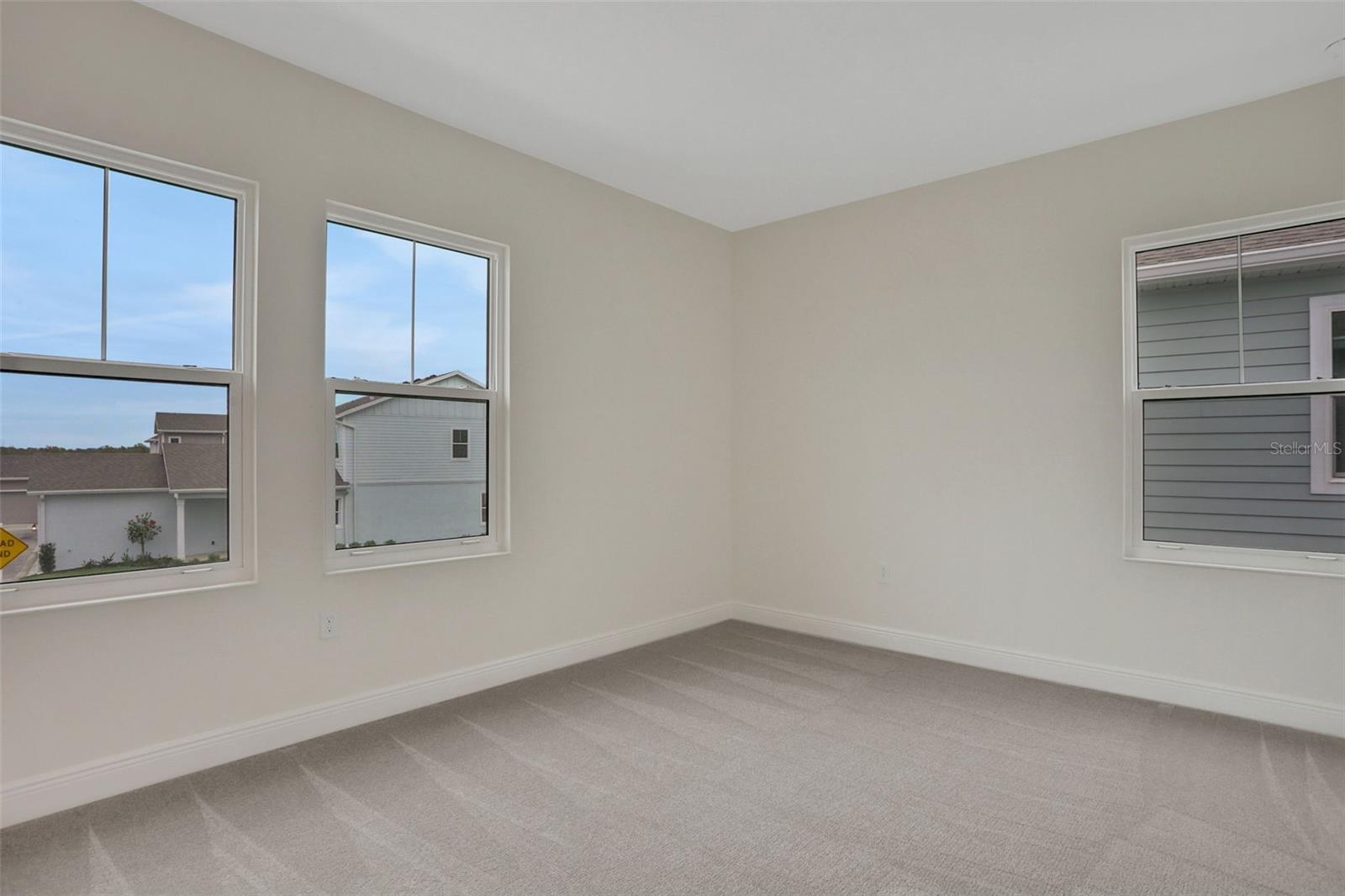 Image 7 of 45 For 145 Thorne Lane