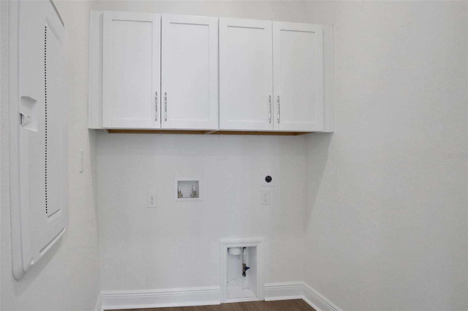 Image 10 of 33 For 9031 Duany Lane