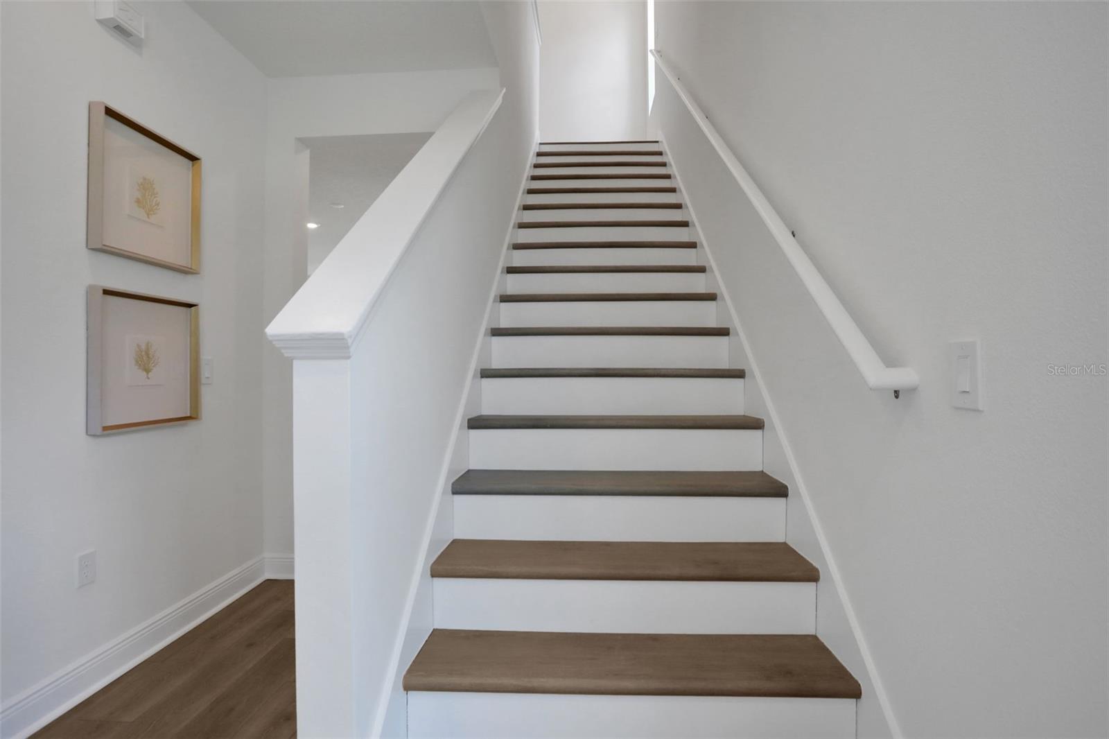 Image 21 of 33 For 9031 Duany Lane