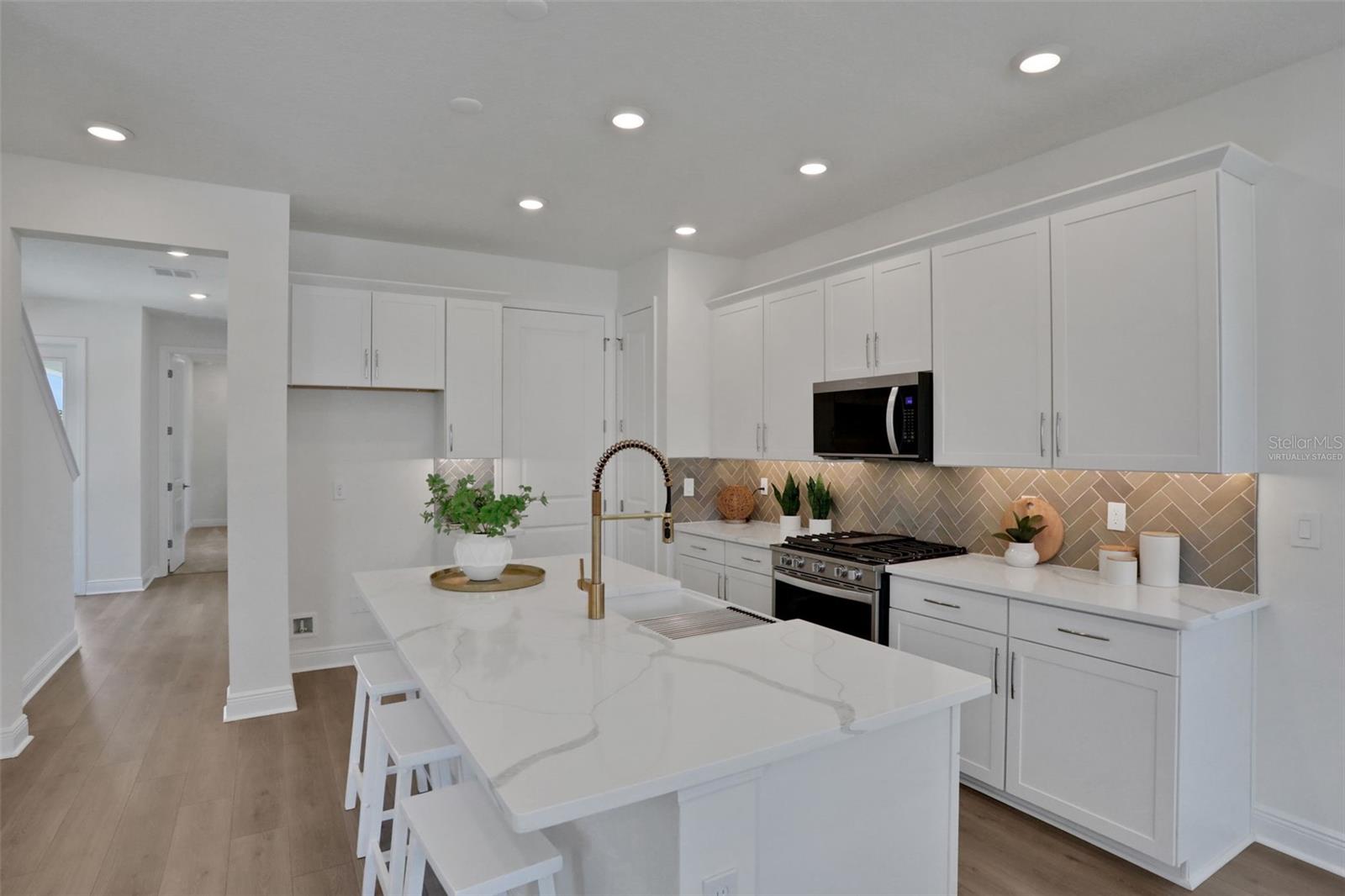 Image 7 of 33 For 9031 Duany Lane