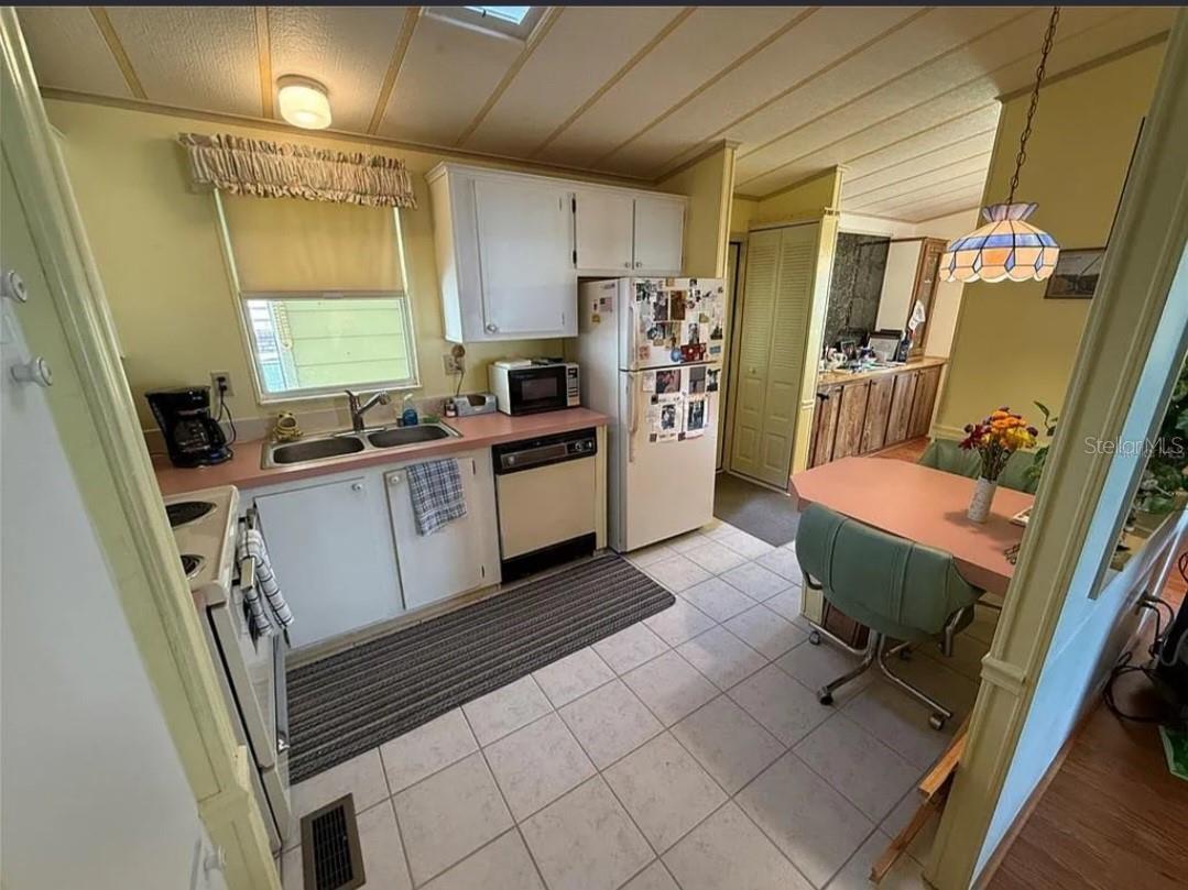 Image 7 of 8 For 1532 Schwartz Boulevard