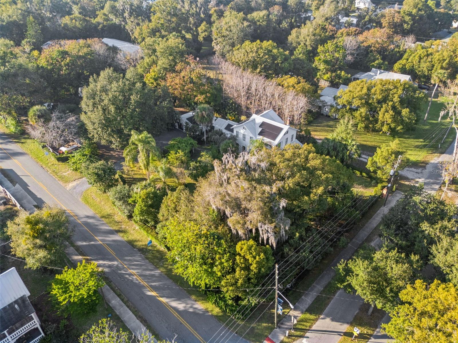 Image 34 of 41 For 316 Lakeview Drive