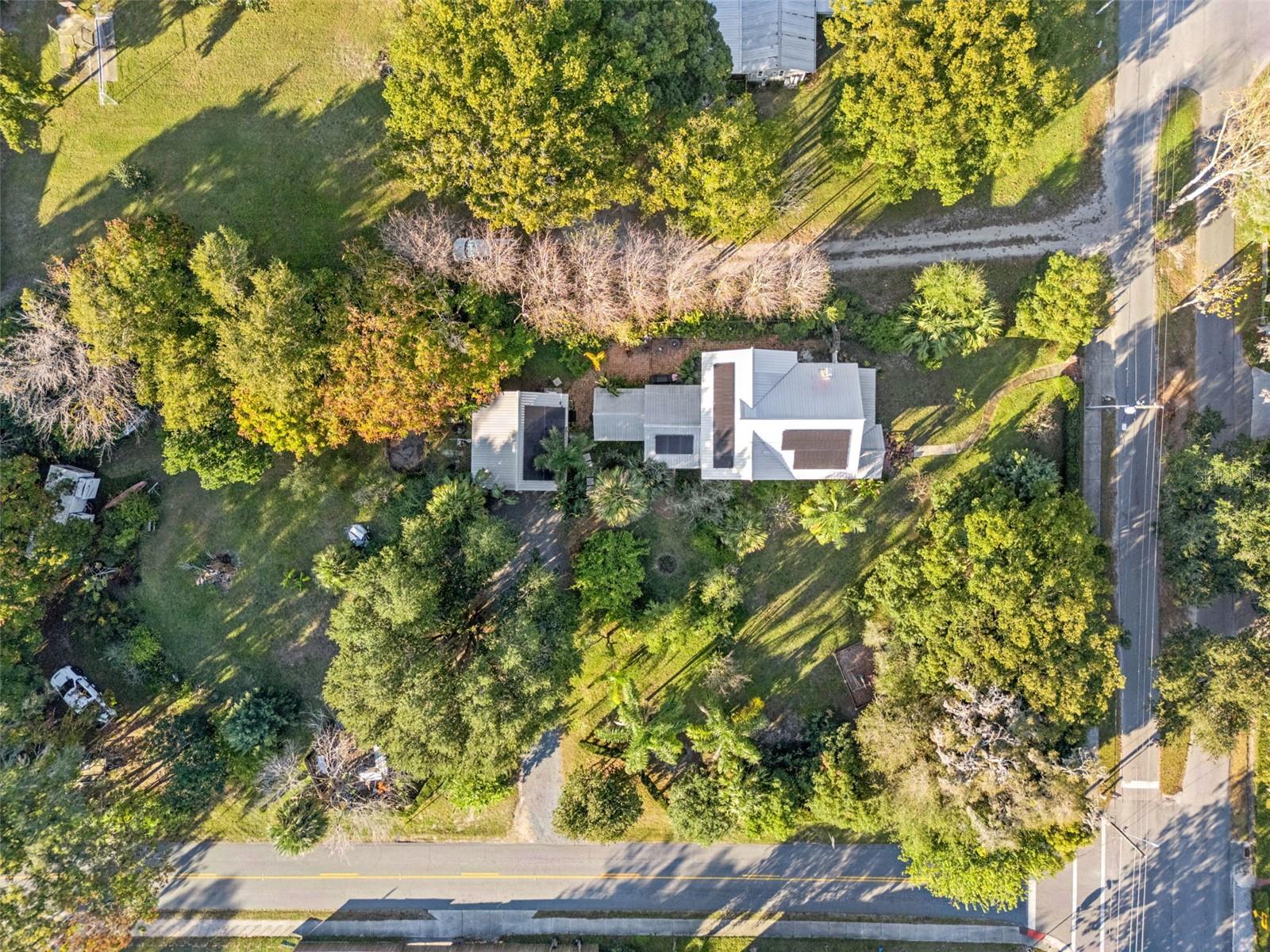 Image 35 of 41 For 316 Lakeview Drive