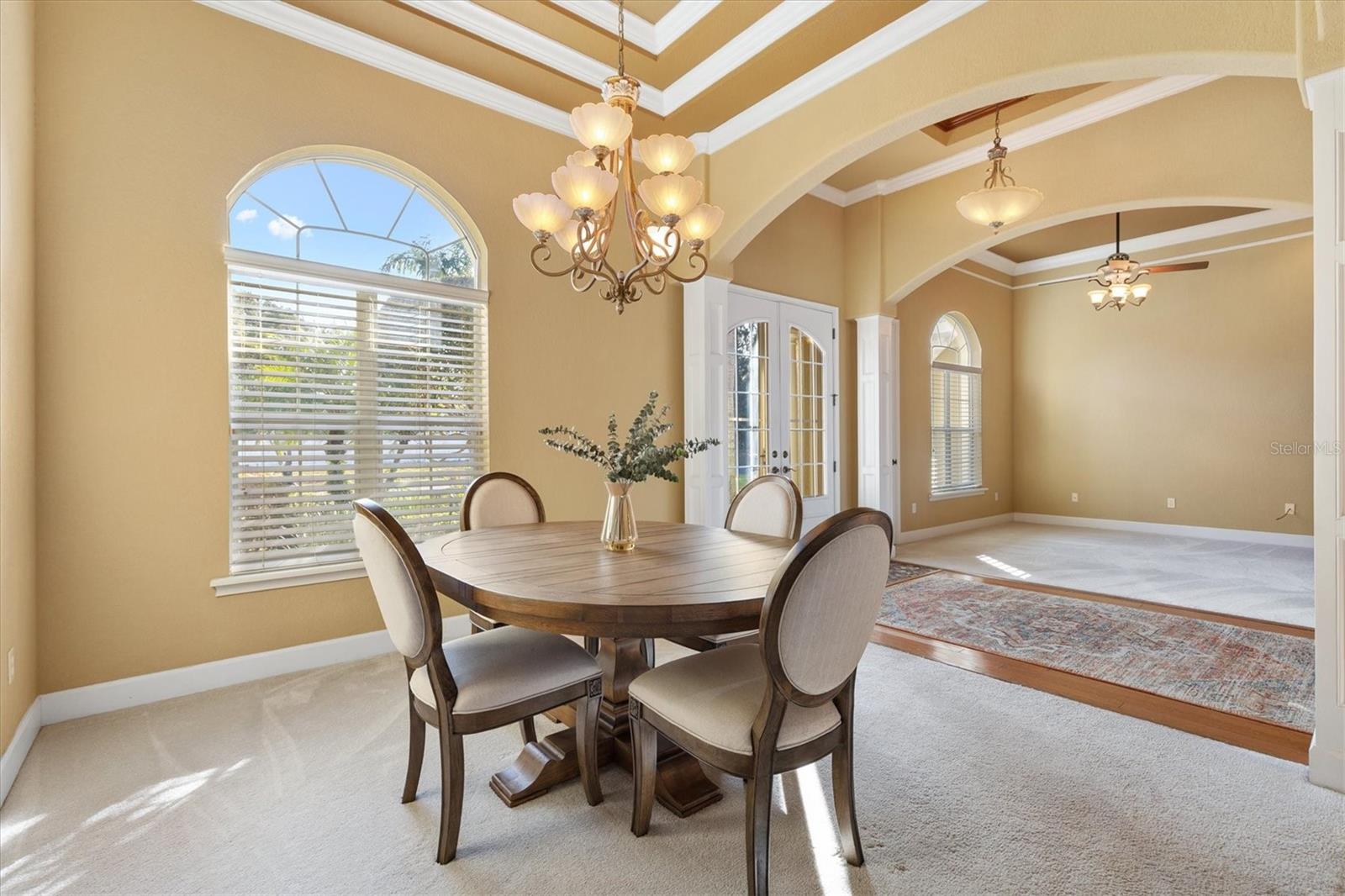 Image 10 of 52 For 527 Dowling Circle