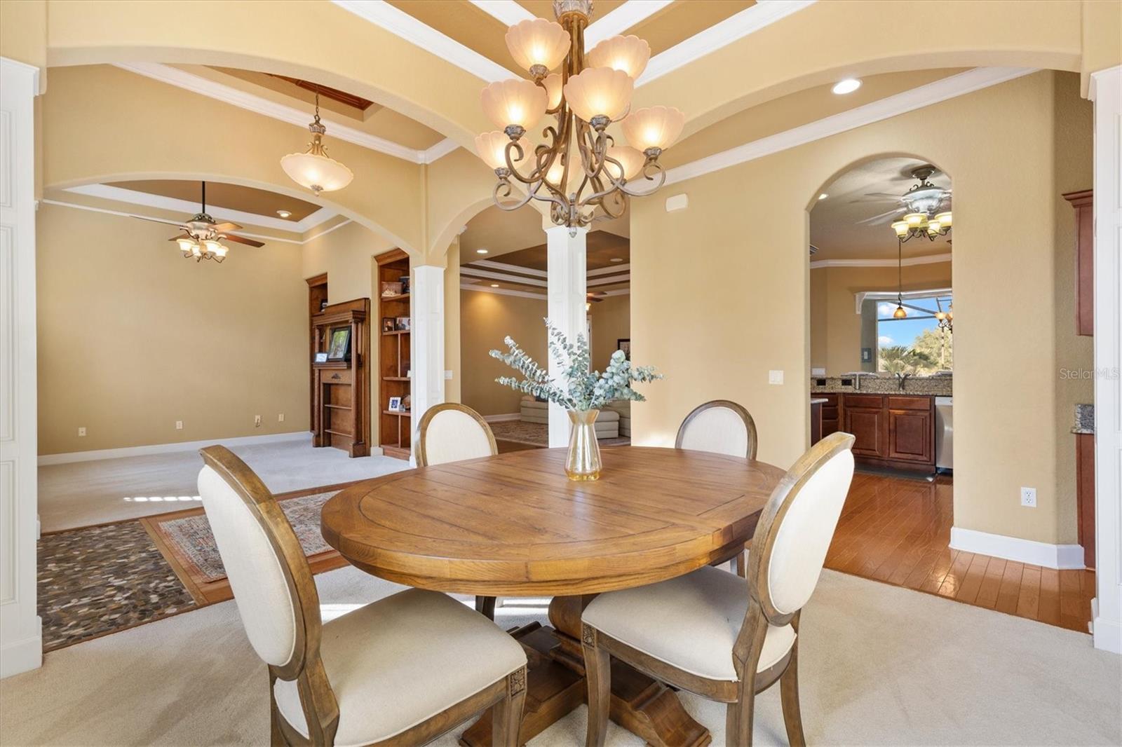 Image 11 of 52 For 527 Dowling Circle