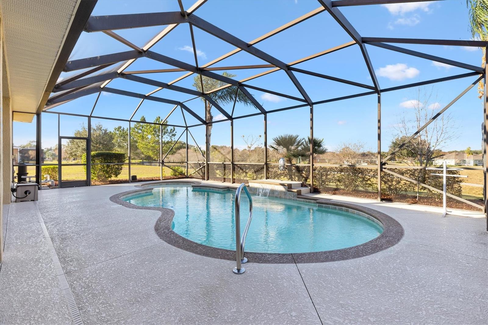 Image 39 of 52 For 527 Dowling Circle