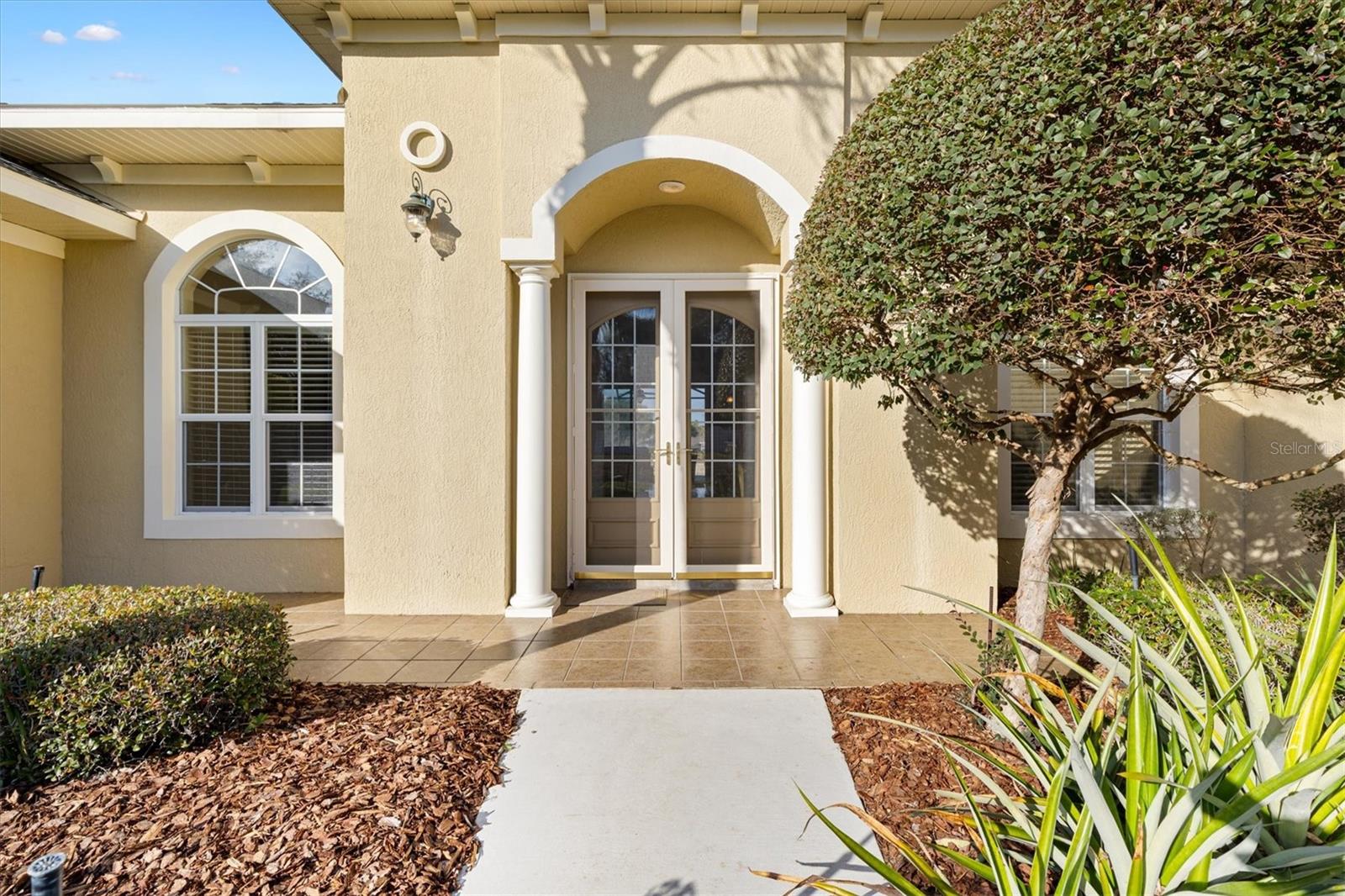 Image 4 of 52 For 527 Dowling Circle