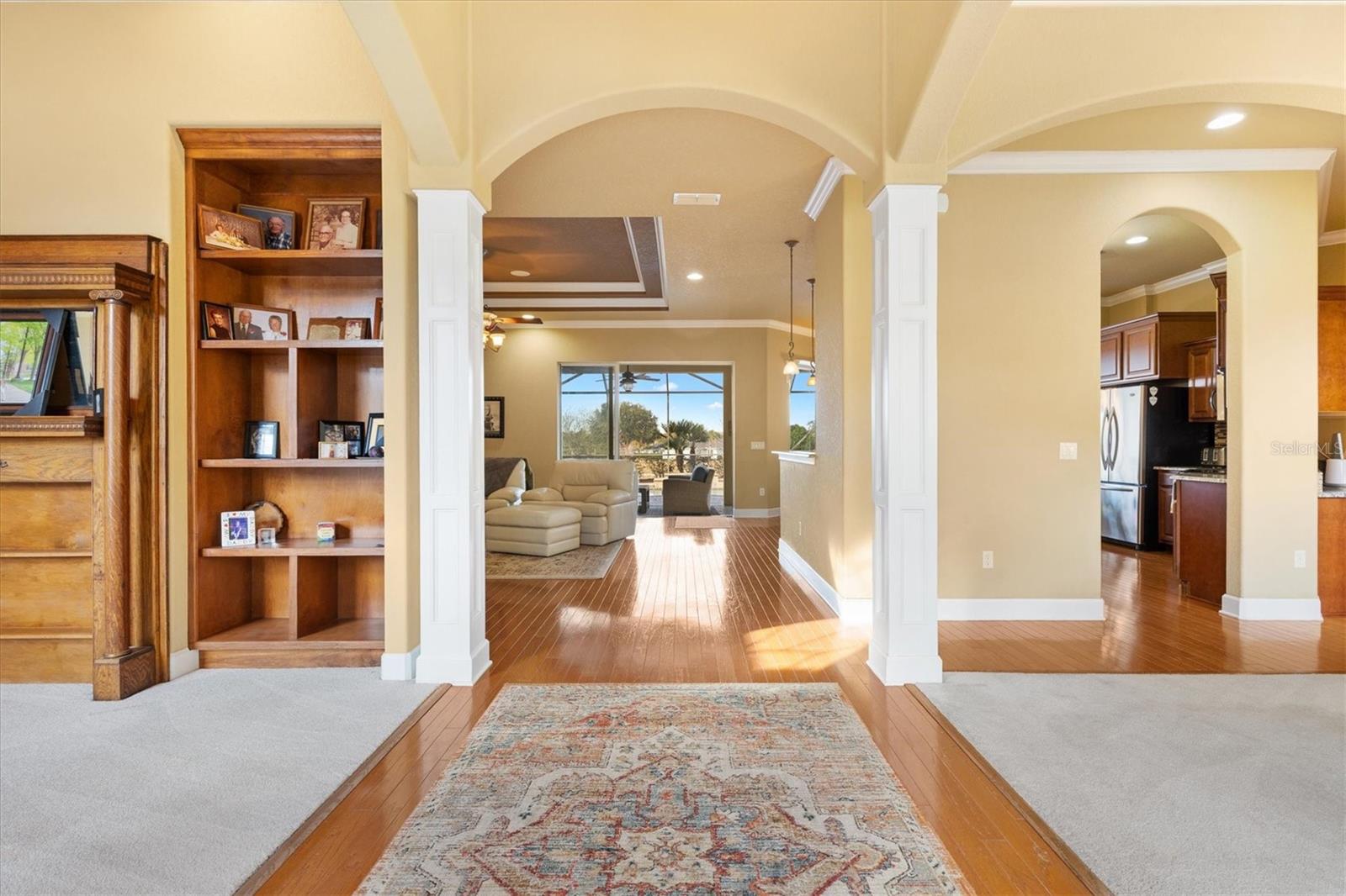 Image 5 of 52 For 527 Dowling Circle