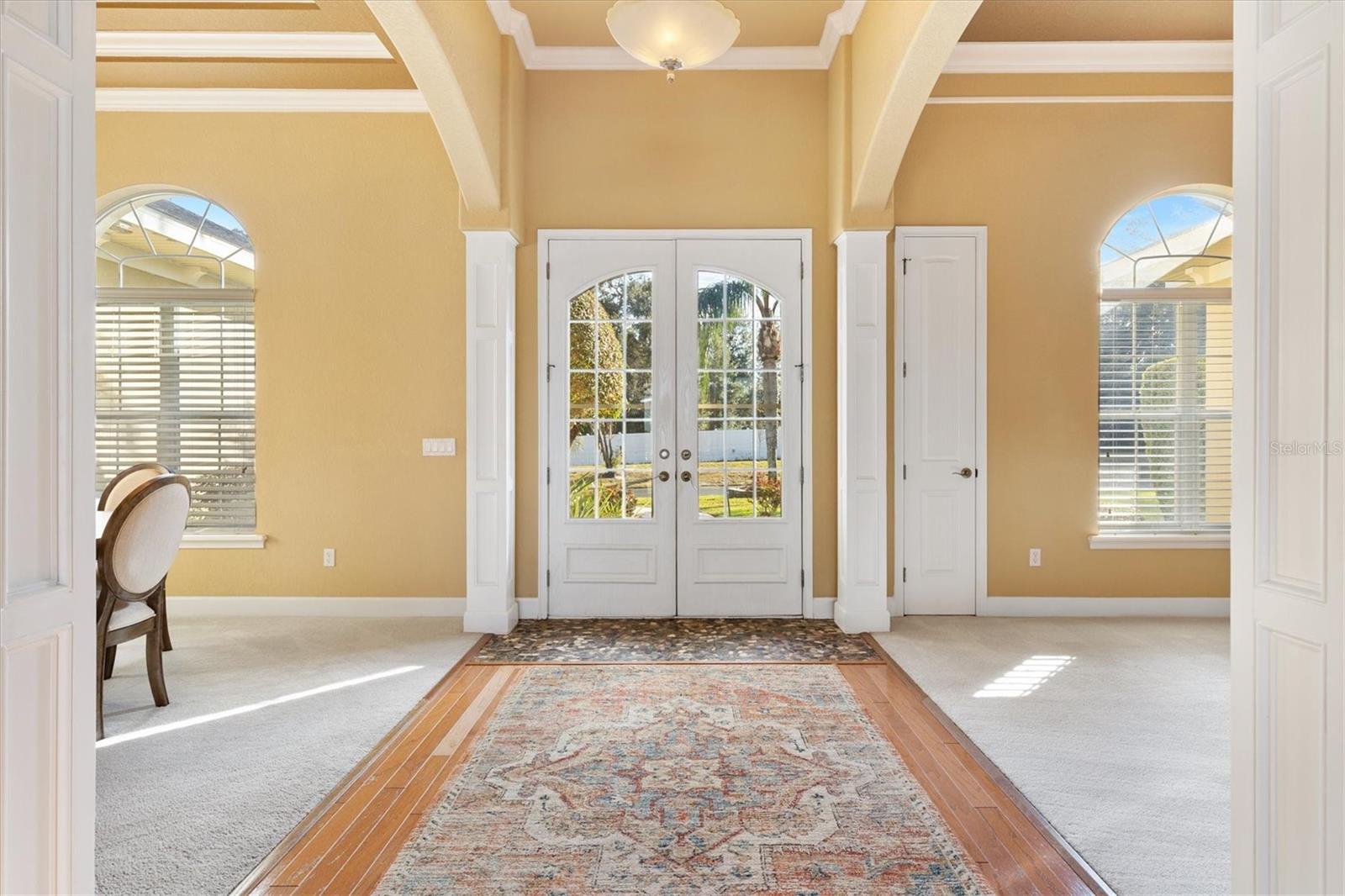 Image 6 of 52 For 527 Dowling Circle