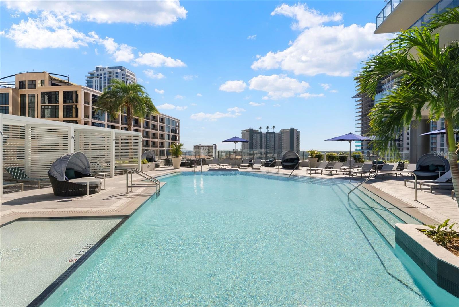 Image 29 of 47 For 275 1st Avenue S 1005