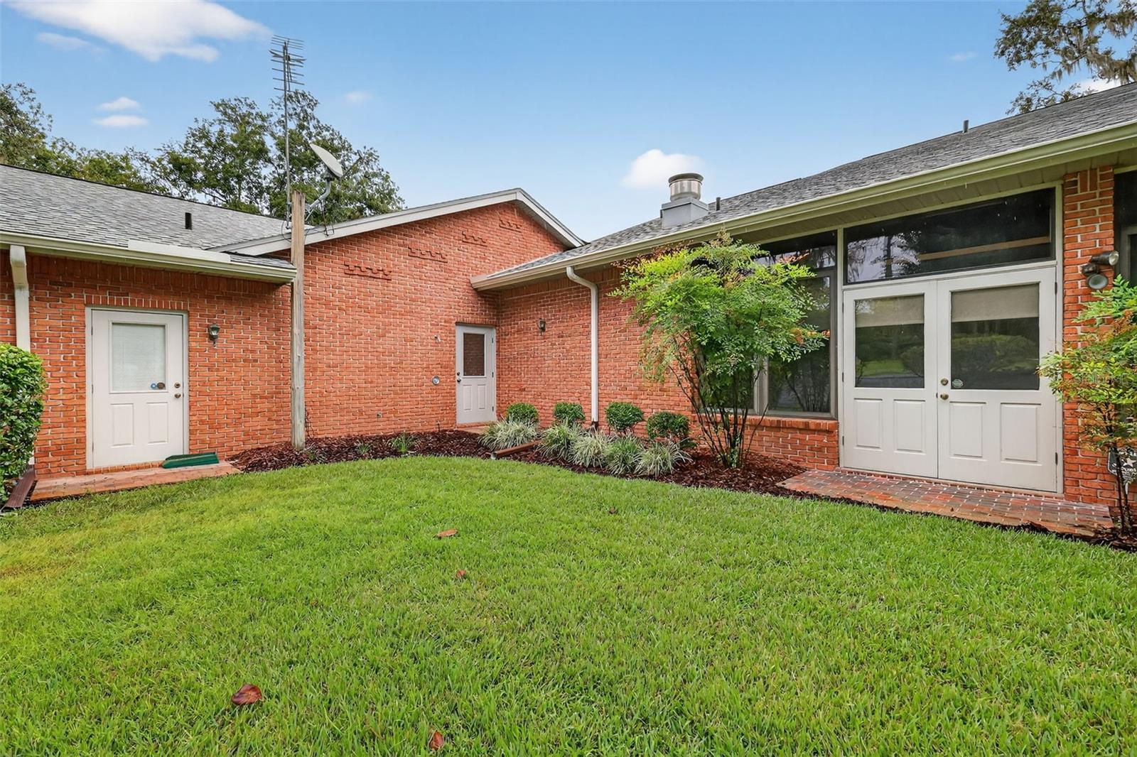 Image 11 of 53 For 6625 Woody Court