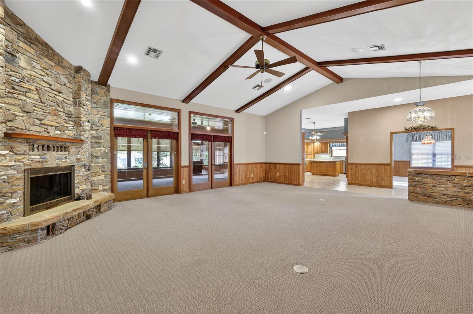 Image 19 of 53 For 6625 Woody Court