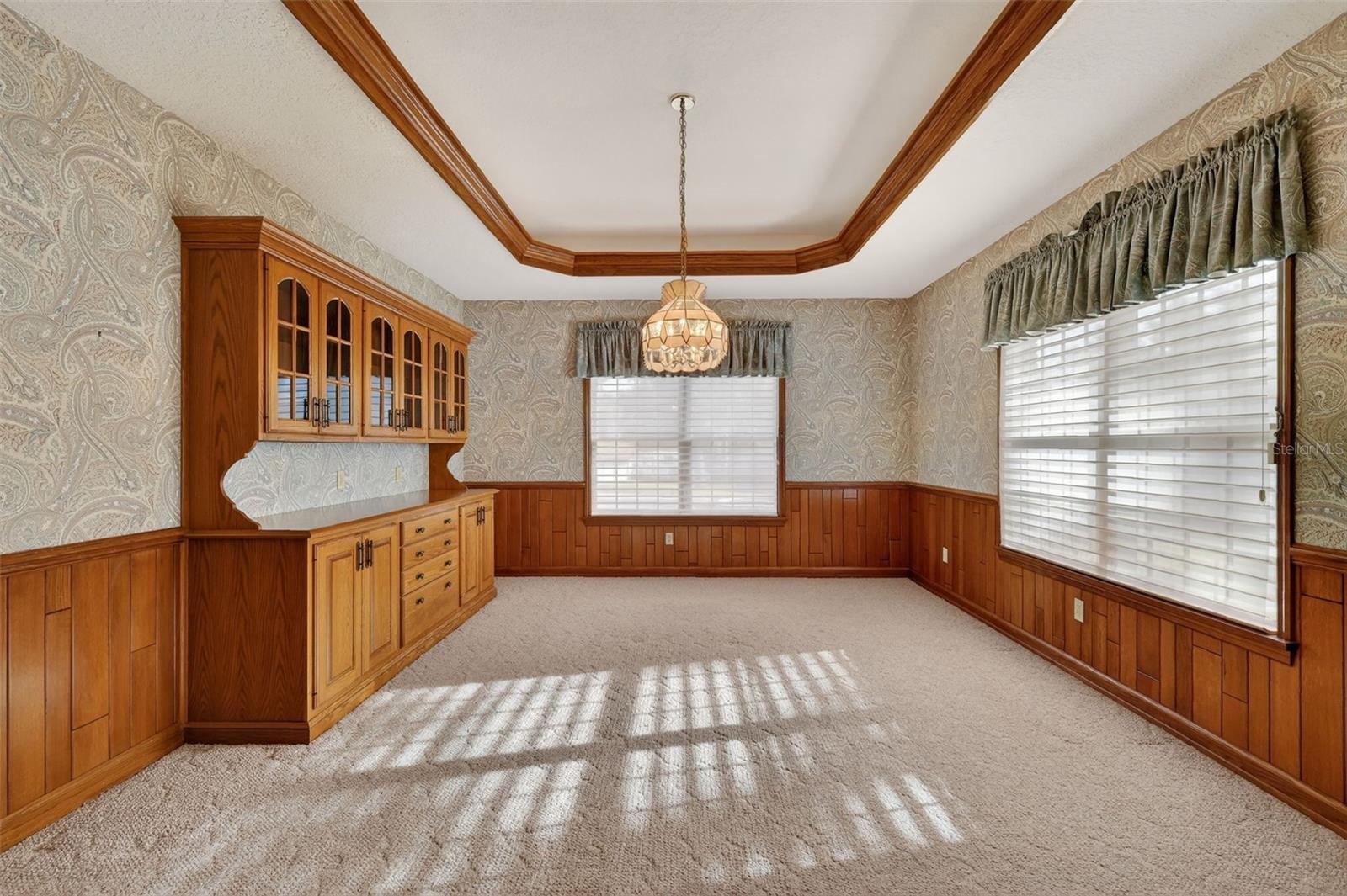 Image 26 of 53 For 6625 Woody Court