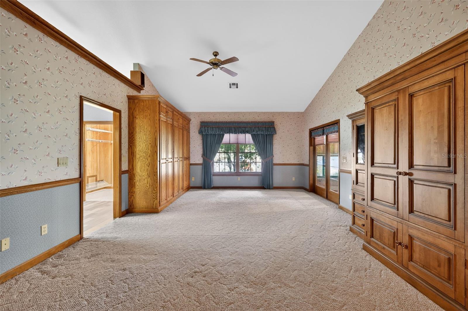 Image 28 of 53 For 6625 Woody Court