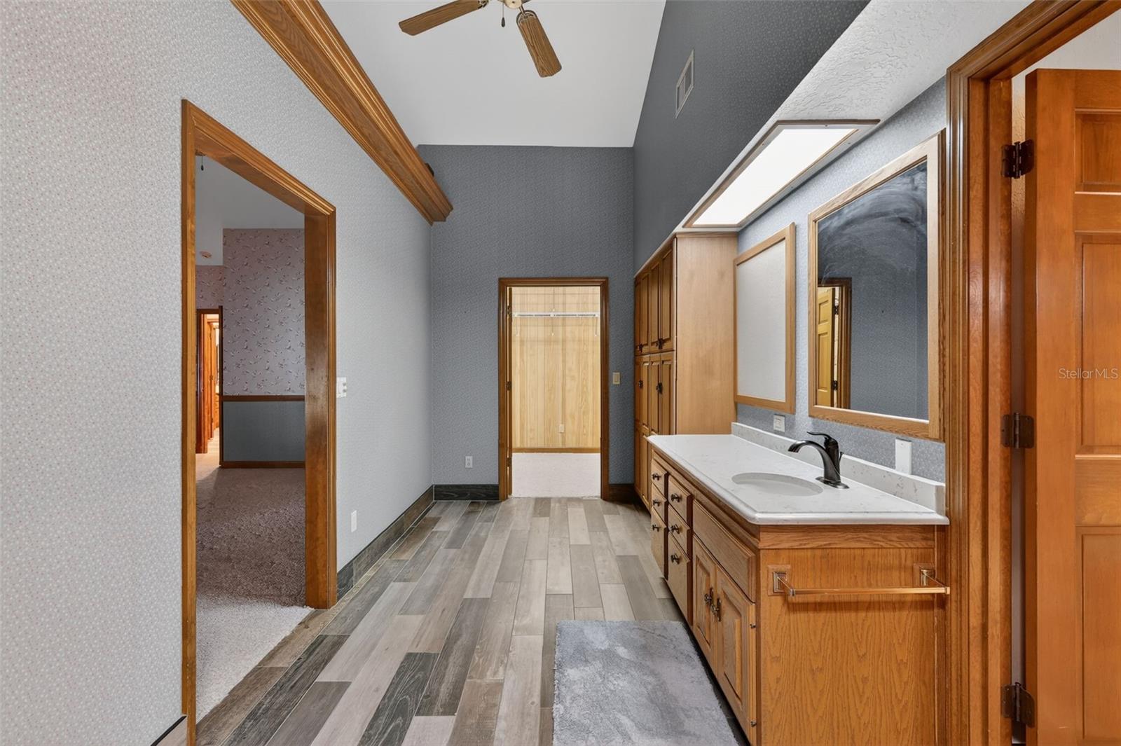 Image 32 of 53 For 6625 Woody Court