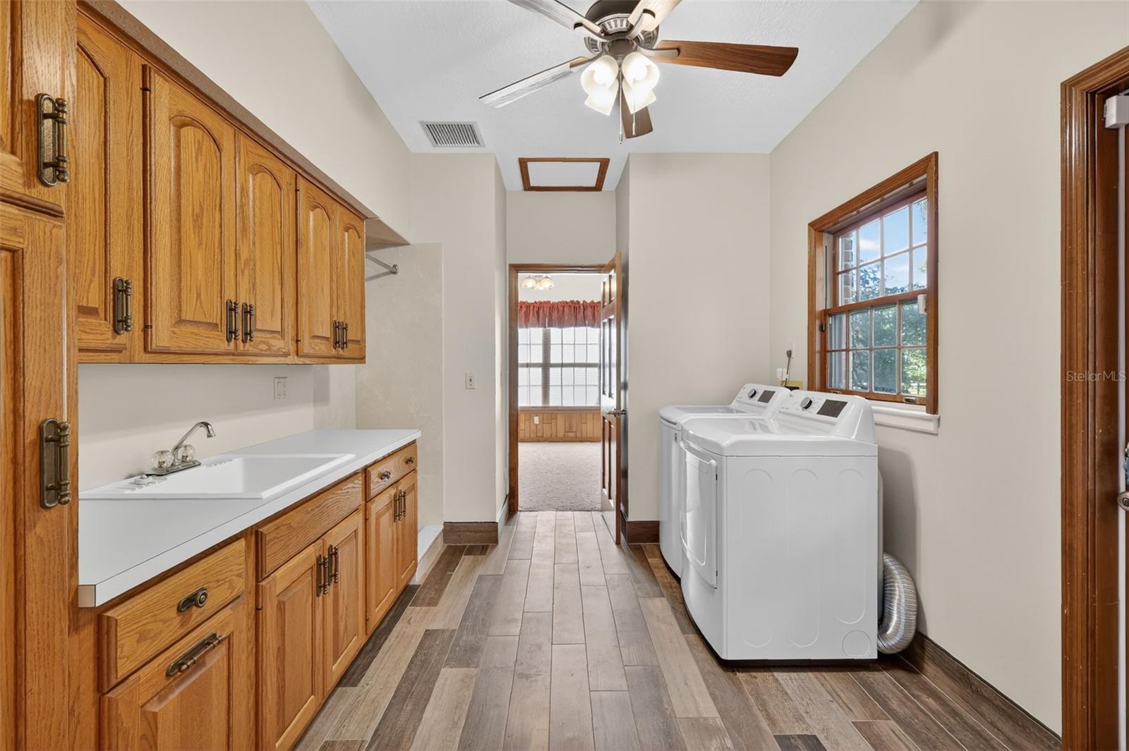 Image 35 of 53 For 6625 Woody Court