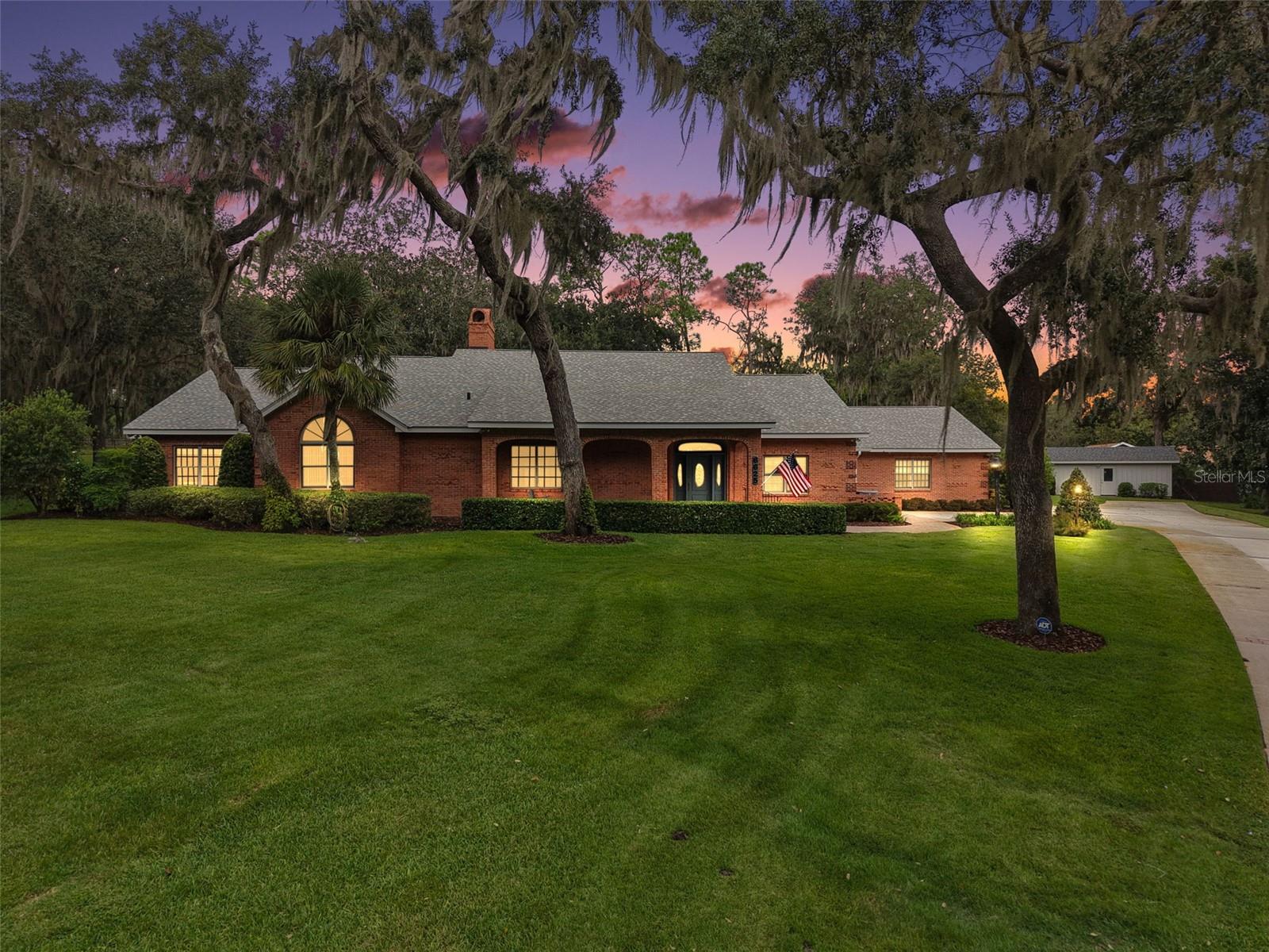 Image 4 of 53 For 6625 Woody Court