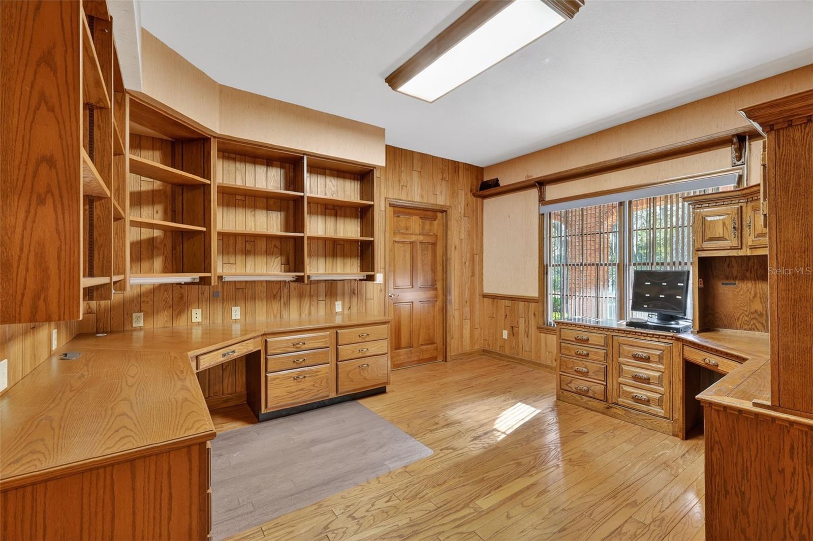 Image 40 of 53 For 6625 Woody Court