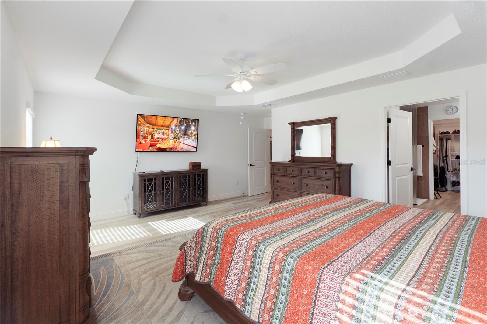 Image 23 of 48 For 2447 Youngmann Loop