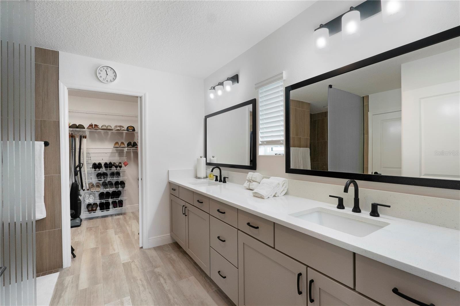 Image 25 of 48 For 2447 Youngmann Loop