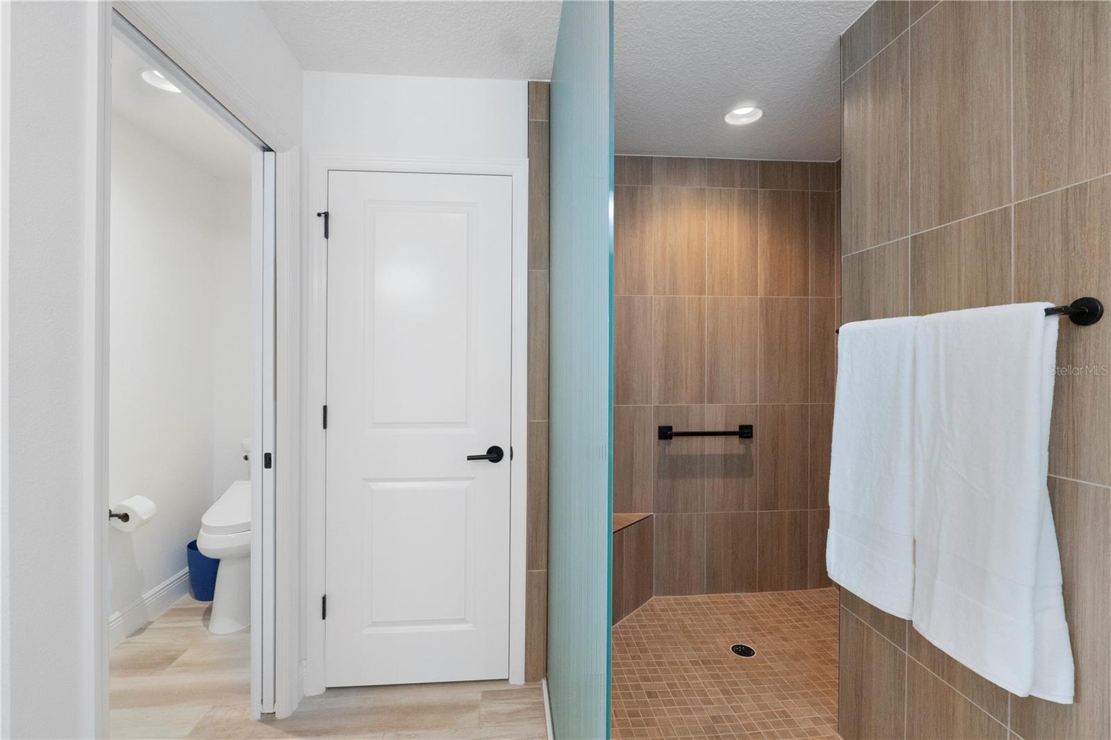 Image 27 of 48 For 2447 Youngmann Loop