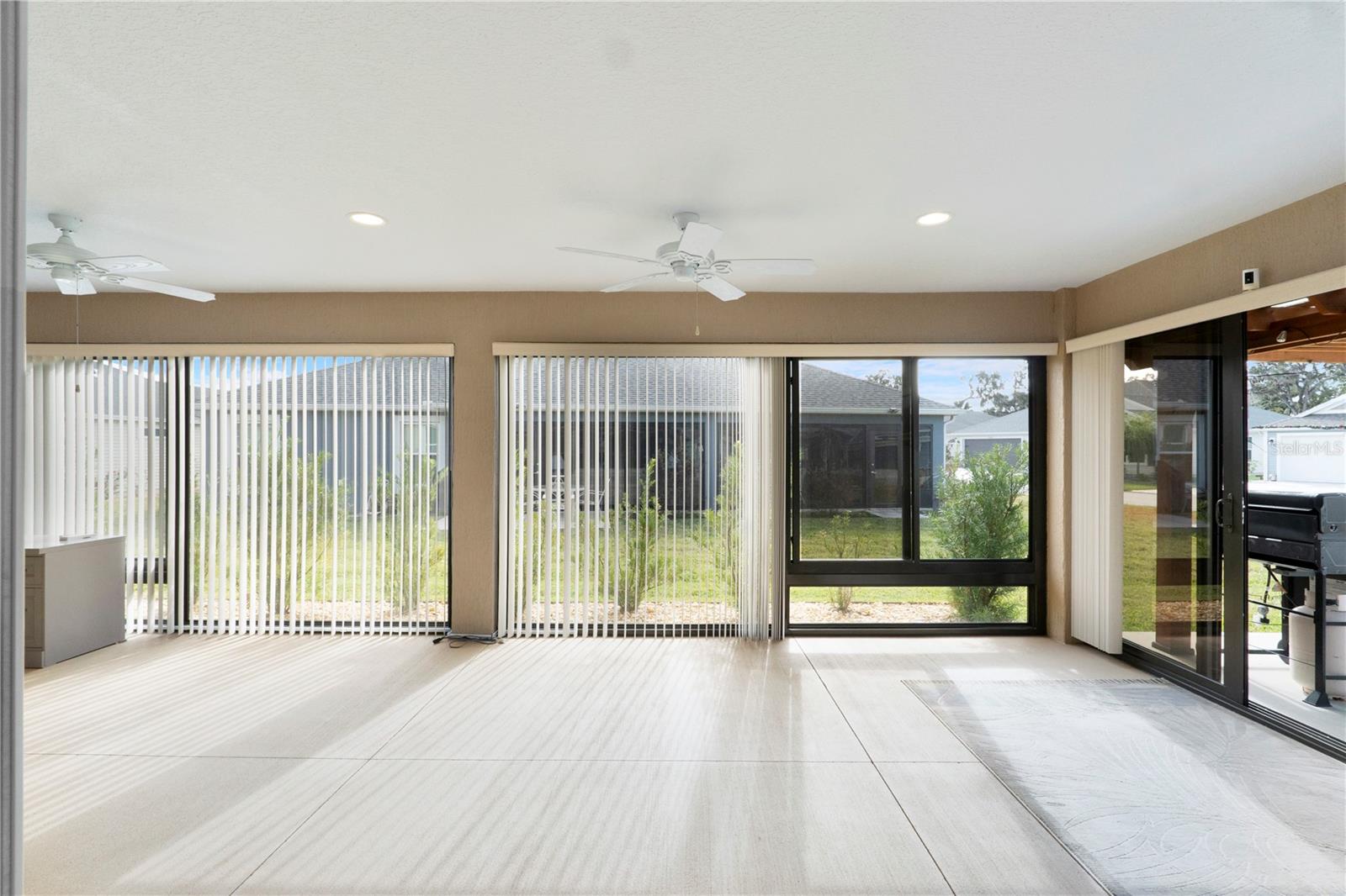 Image 32 of 48 For 2447 Youngmann Loop