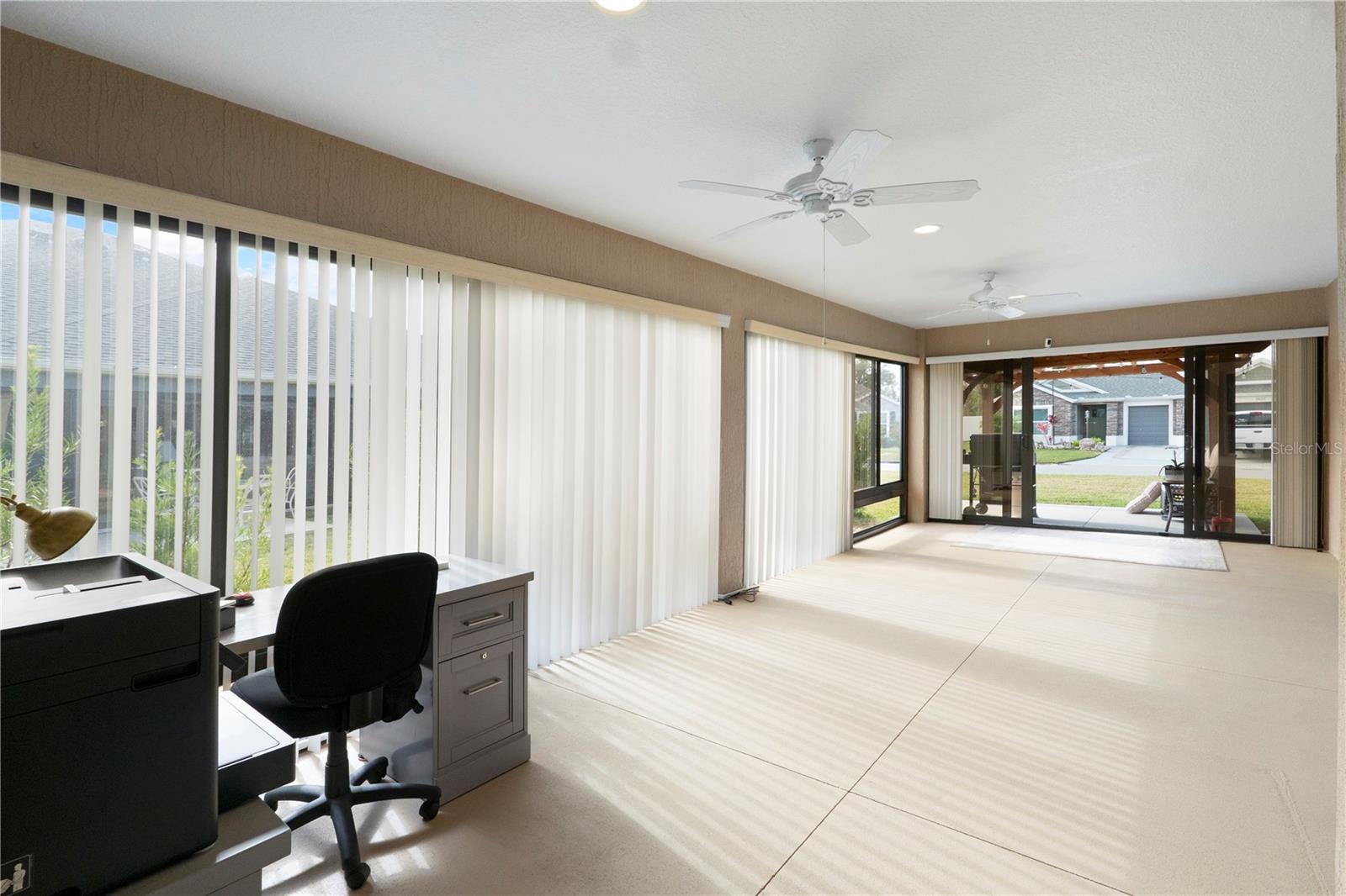 Image 33 of 48 For 2447 Youngmann Loop