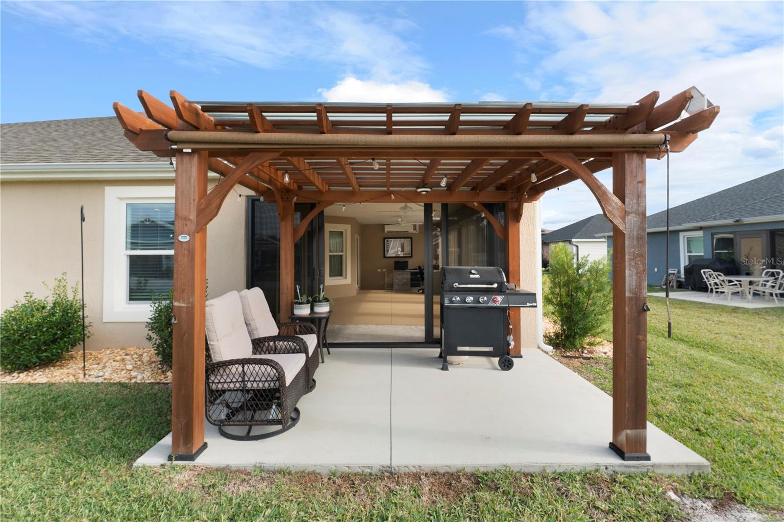 Image 36 of 48 For 2447 Youngmann Loop