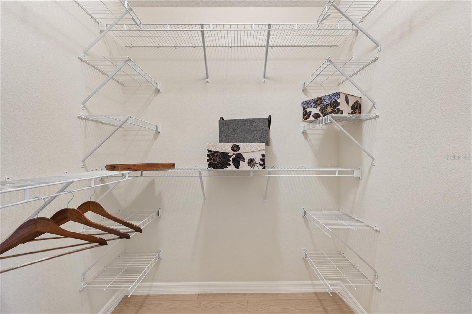 Image 27 of 49 For 3441 Fieldstone Path