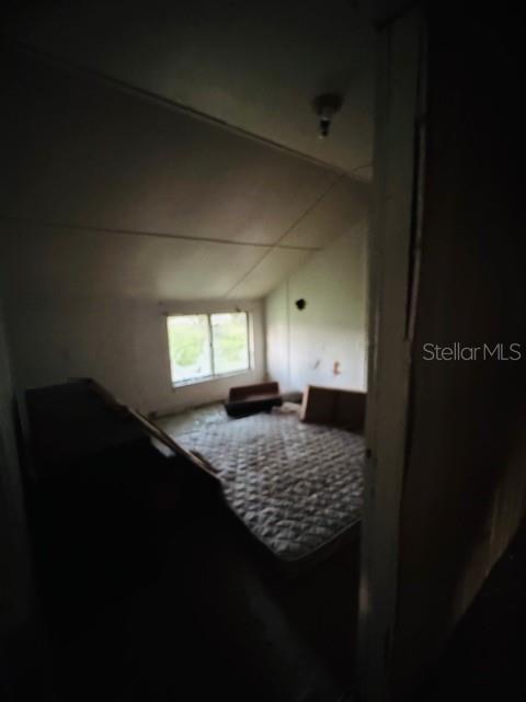 Image 18 of 47 For 17476 Nicholas Avenue