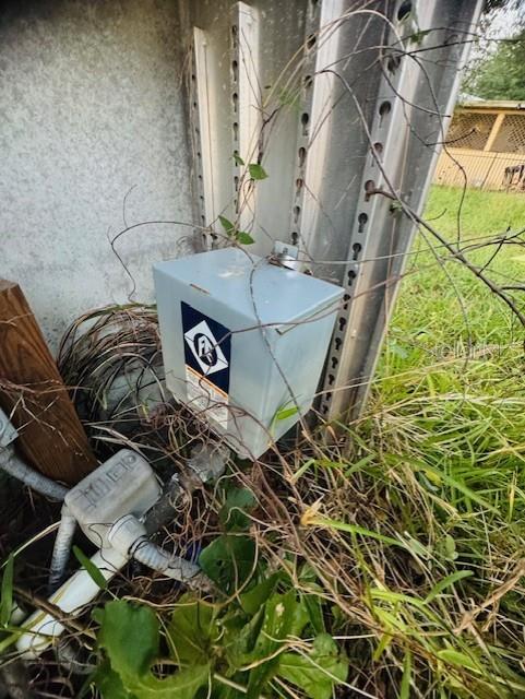 Image 29 of 47 For 17476 Nicholas Avenue