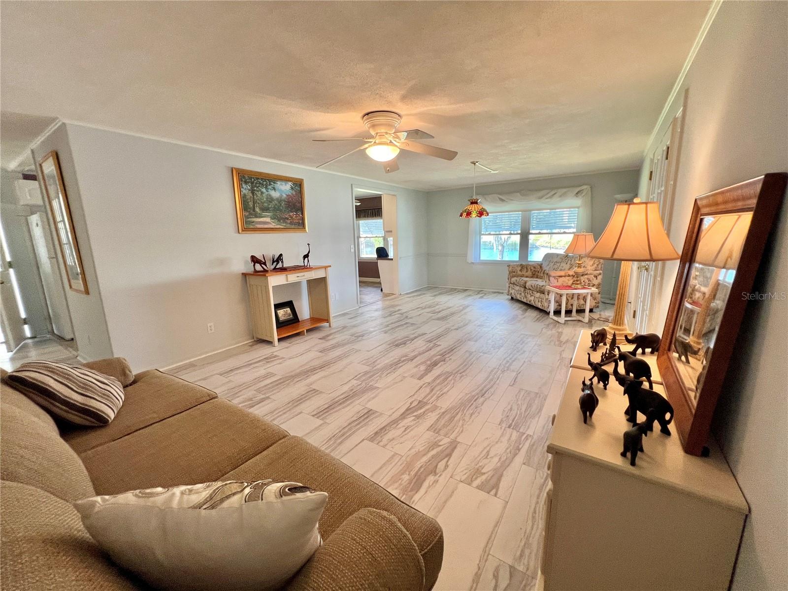 Image 12 of 80 For 103 Fountain Cove