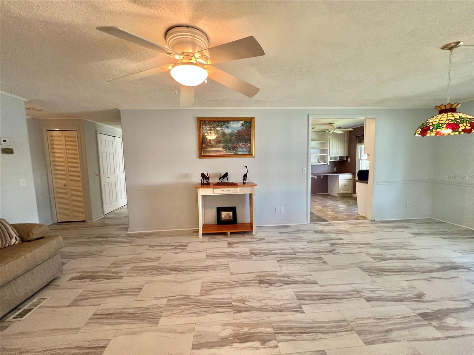 Image 14 of 80 For 103 Fountain Cove